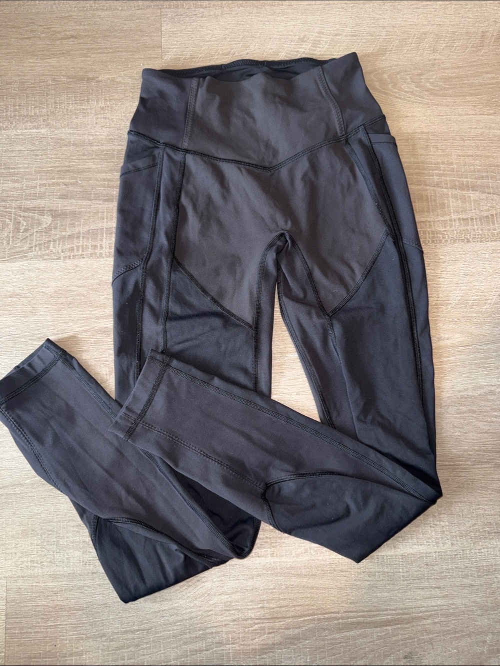 LULULEMON ALL THE RIGHT PLACES LEGGINGS | SIZE 6 | BLACK 🖤